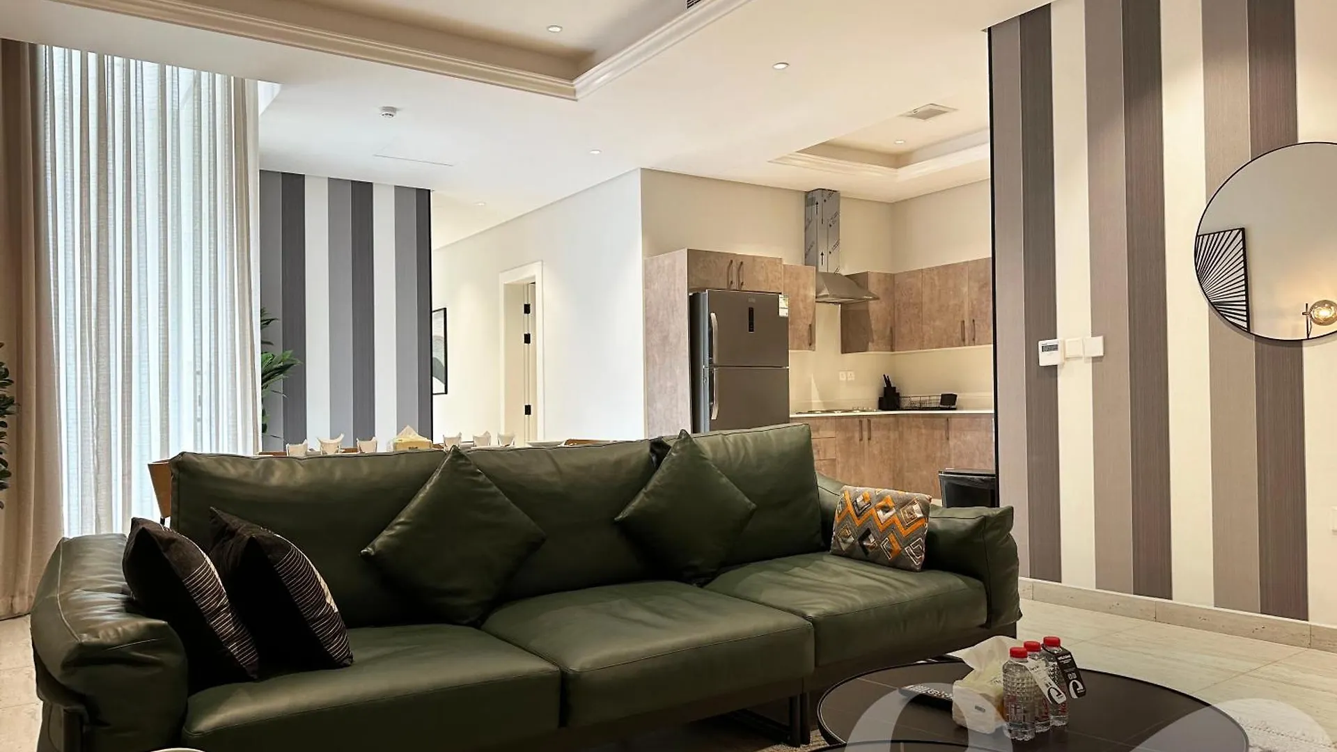 Kease Yasmin E-3 Royal Touch Gx80 Apartment Riyadh