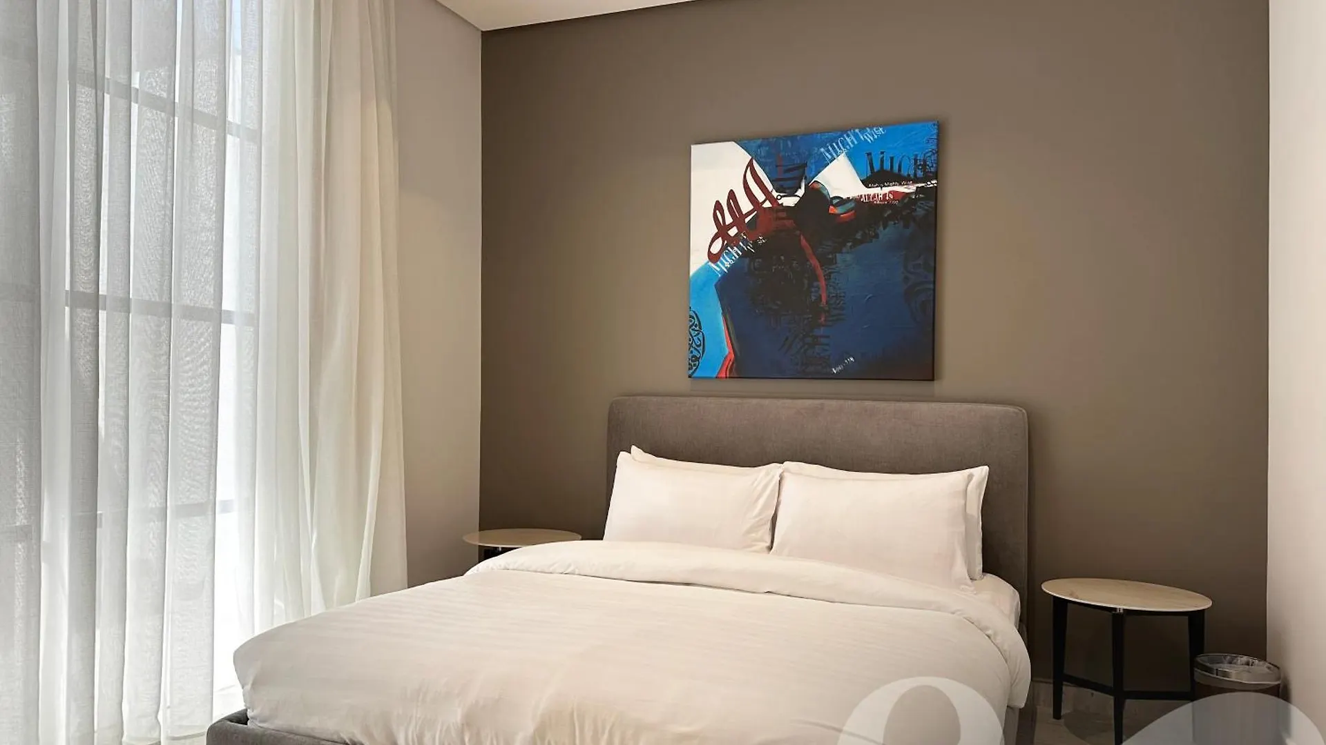 Kease Yasmin E-3 Royal Touch Gx80 Apartment Riyadh