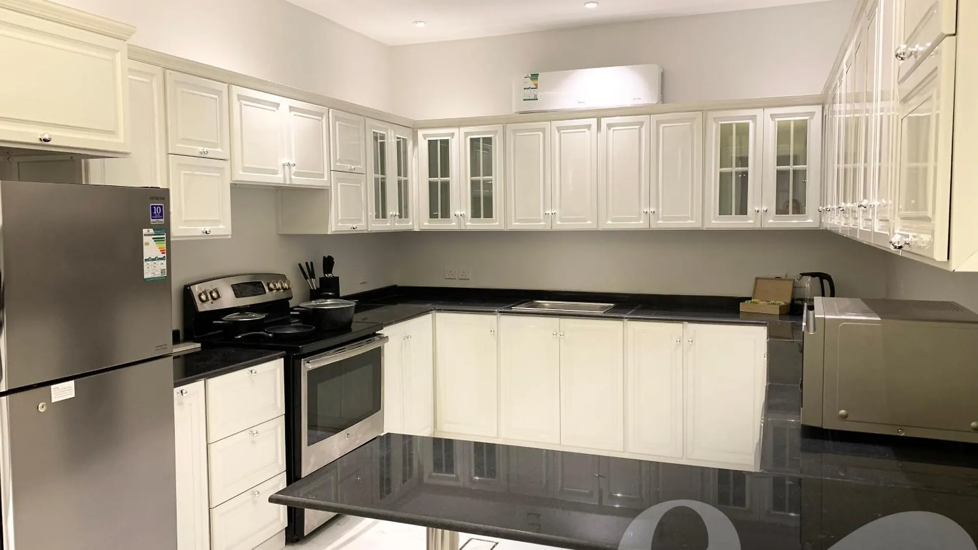 Kease Yasmin E-3 Royal Touch Gx80 Apartment Riyadh
